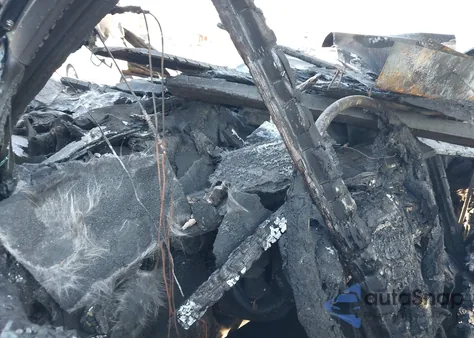 2020 GMC Sierra 4Wd Short Box Denali z USA, uszkodzony, nr VIN 3GTU9FED3LG418297